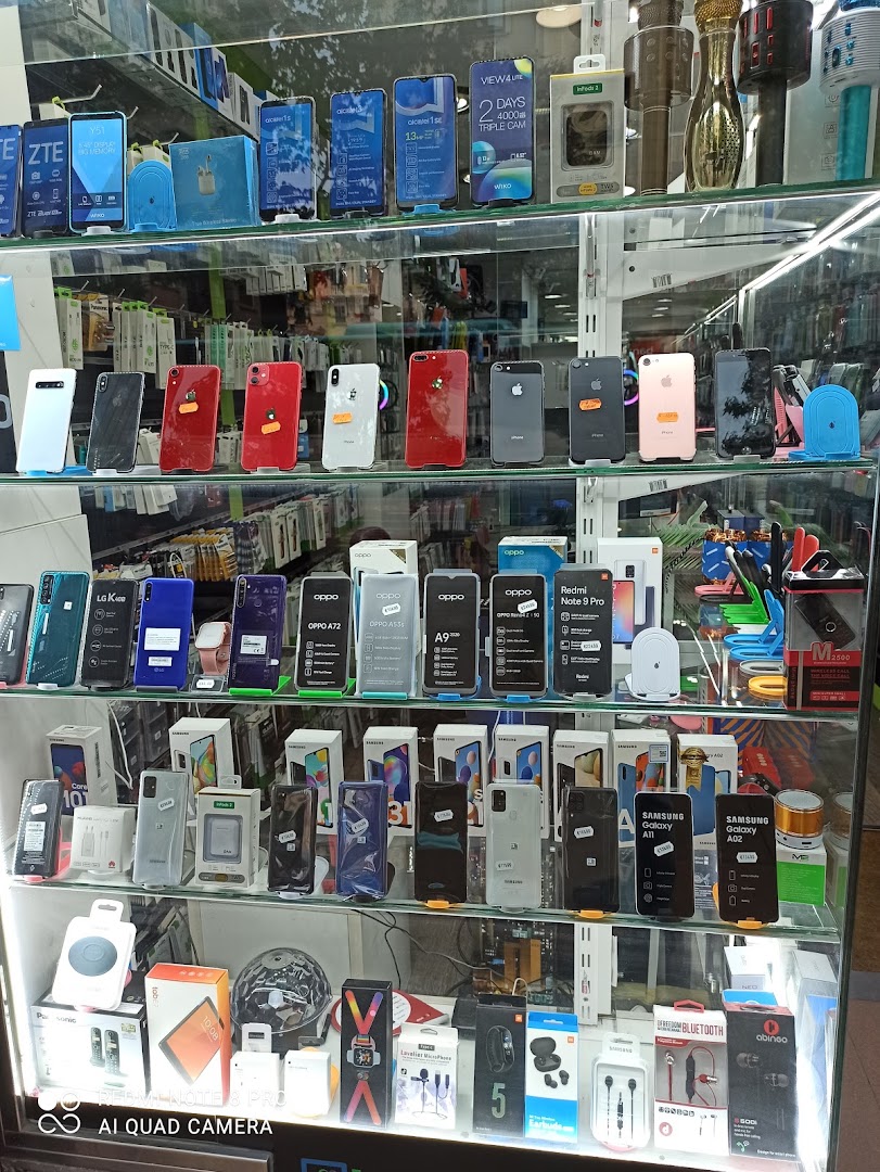 MOBILE WORLD IRUN tienda de móvil — Fotos 11